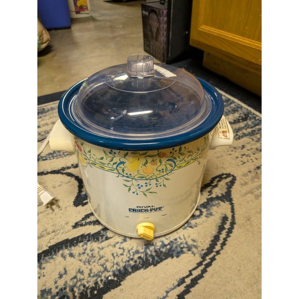 VTG Rival Crock Pot Slow Cooker Blue Cottage Country Stoneware w/ Lid 3100